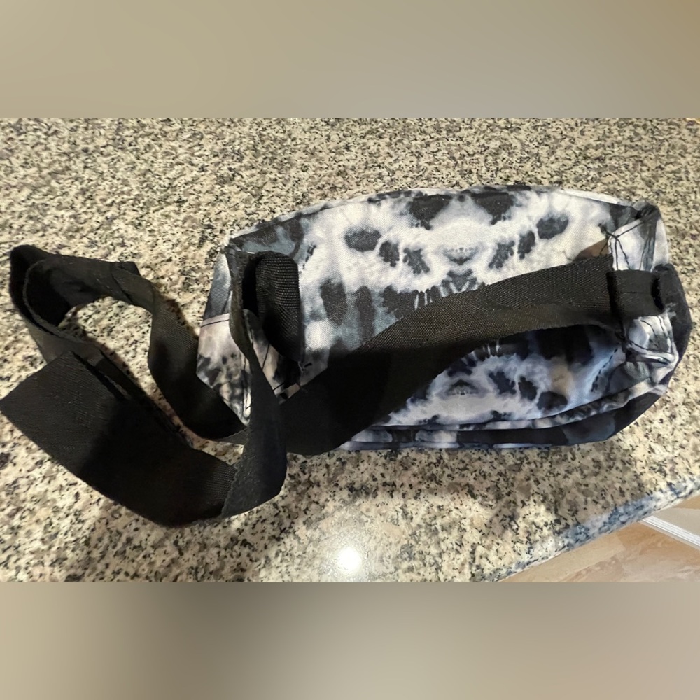 Fanny Pack Bag β PUMA - Picture 6 of 13